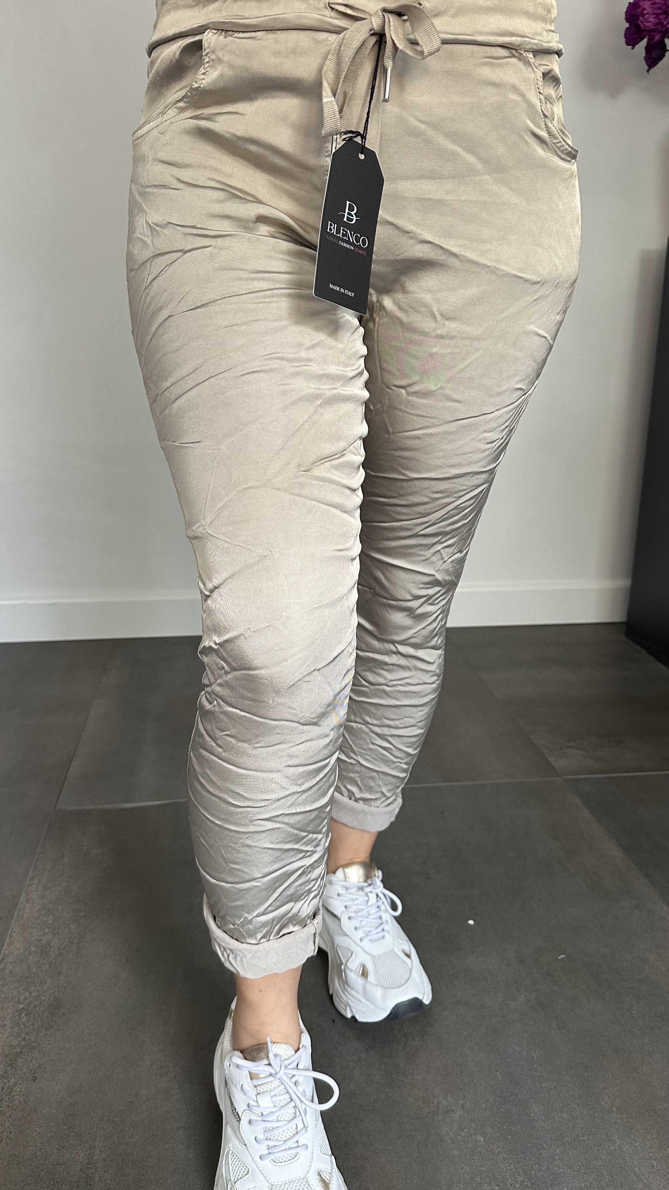 Joggjeans met glans zand