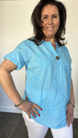 Geborduurde blouse Belle turquoise