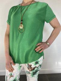 T-shirt satijn met ketting korte mouw groen