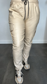 Cargo joggjeans leatherlook coating beige