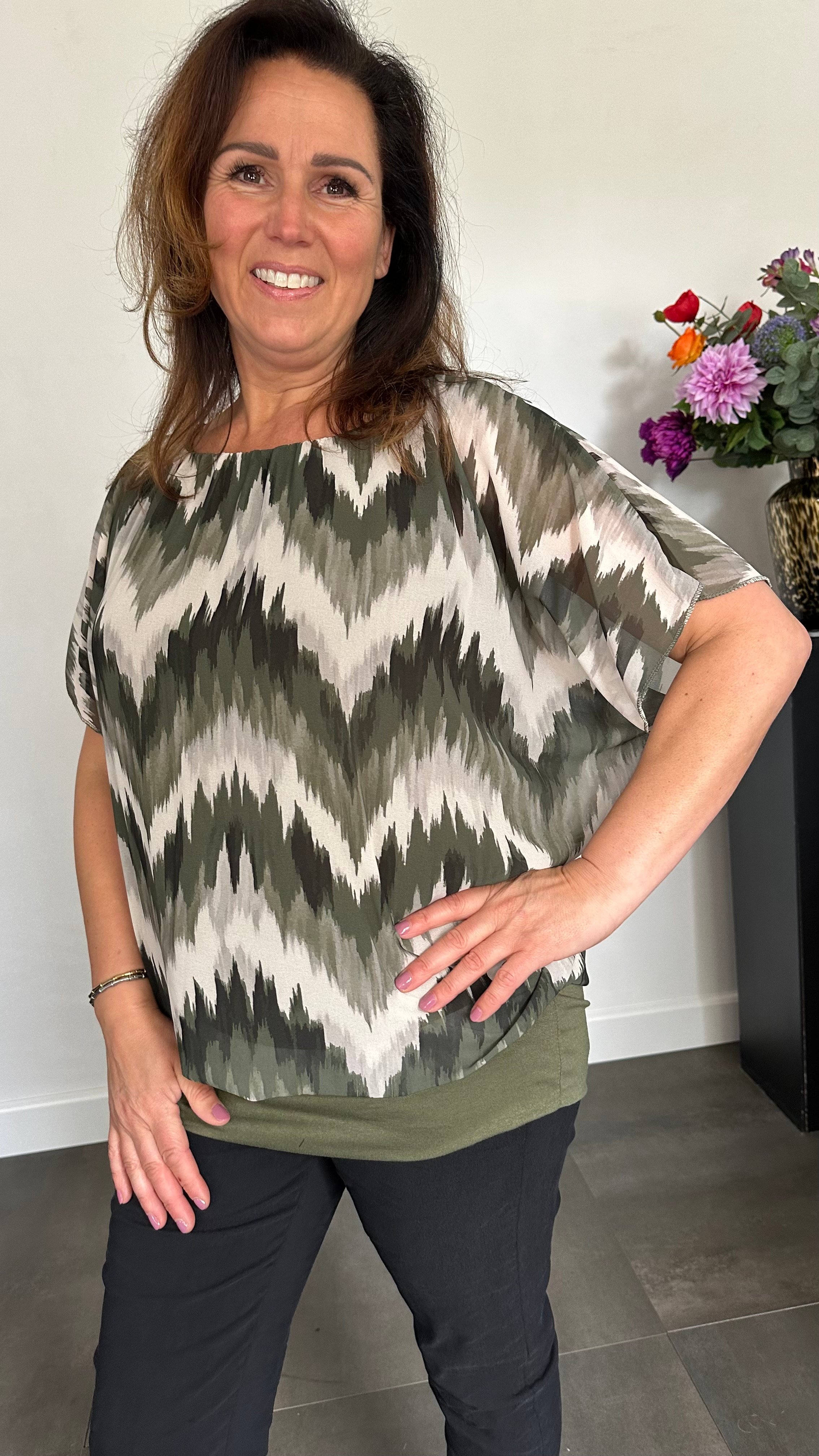 Blouse met boord zigzag army