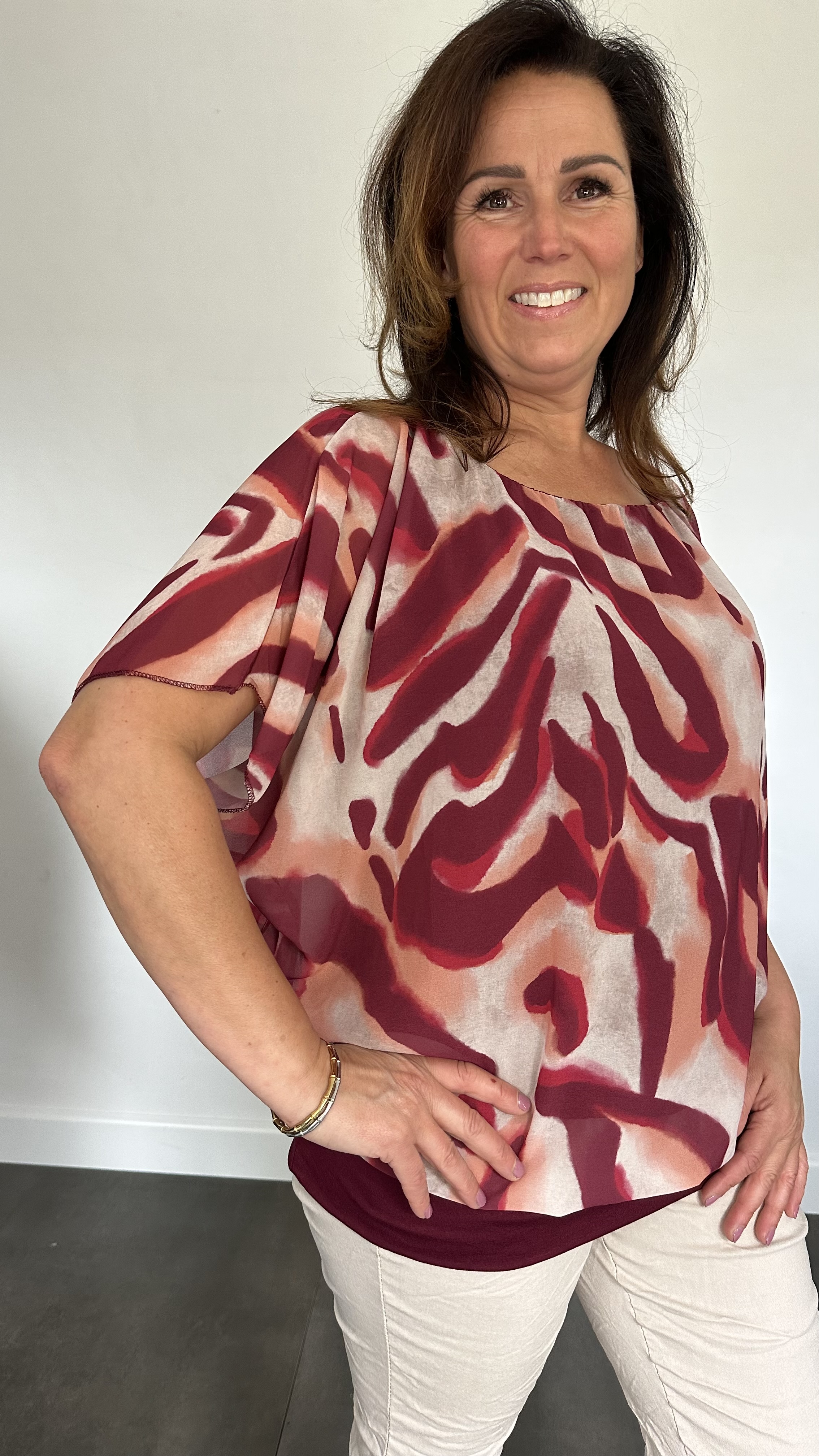 Blouse met boord lava wijnrood