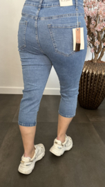 Capri stretch Jeans met knopen