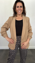 Blazer Marjan met gesmokte mouw camel