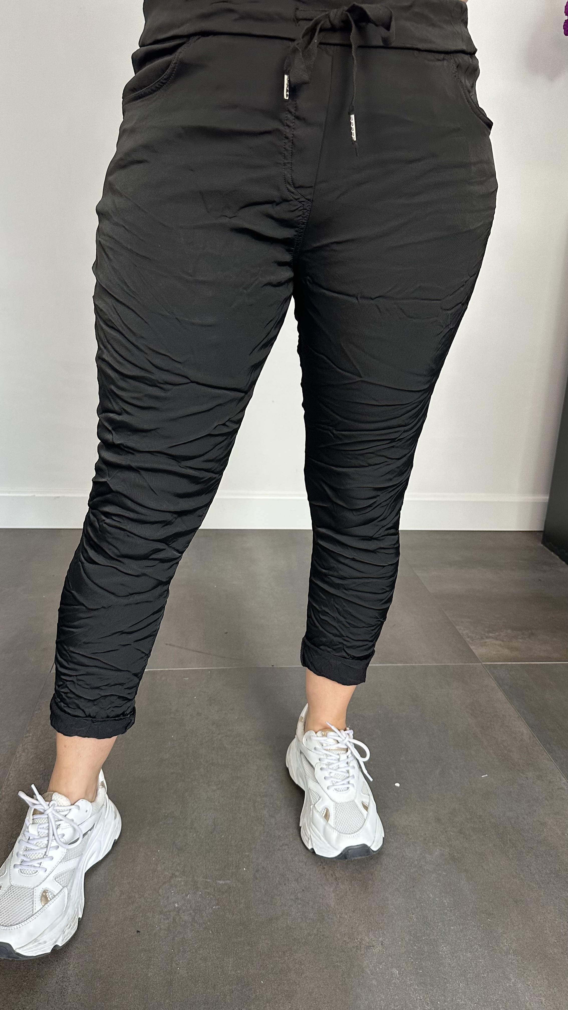 Joggjeans met glans zwart