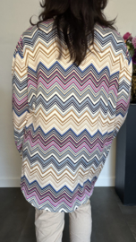 Soft shirt met v-hals en pofmouw Zig zag marine/fuchsia