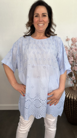 Broderie shirt Fiona ijsblauw