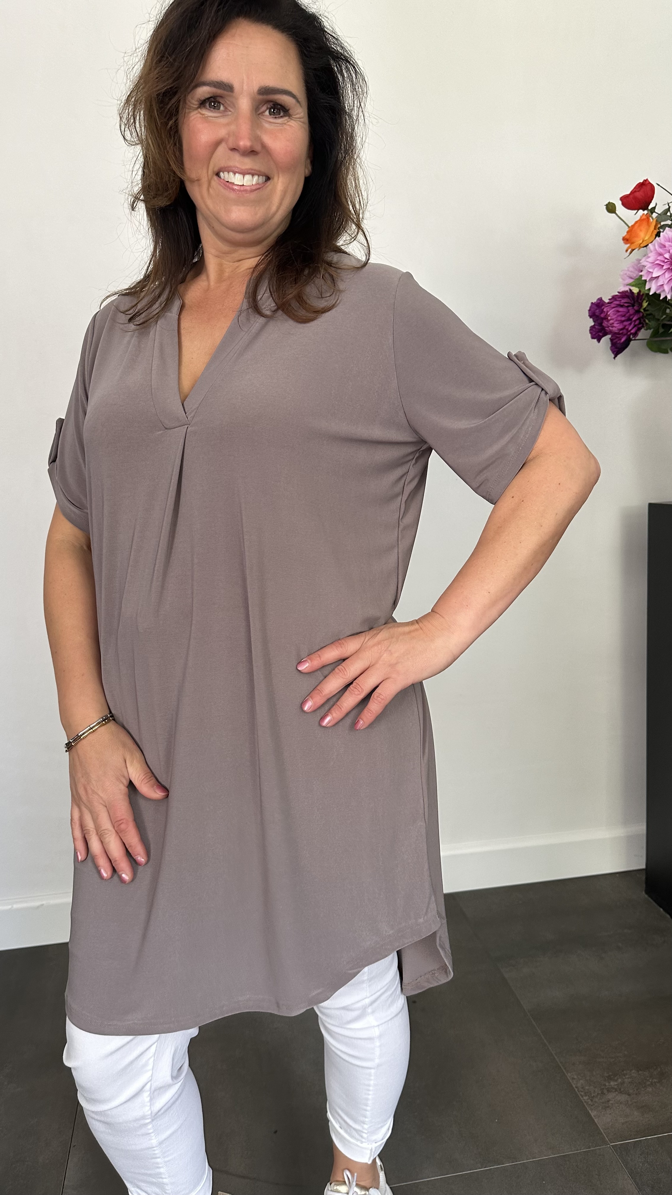 Tuniek liz korte mouw taupe
