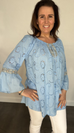 Broderie blouse met flared mouw ijs blauw