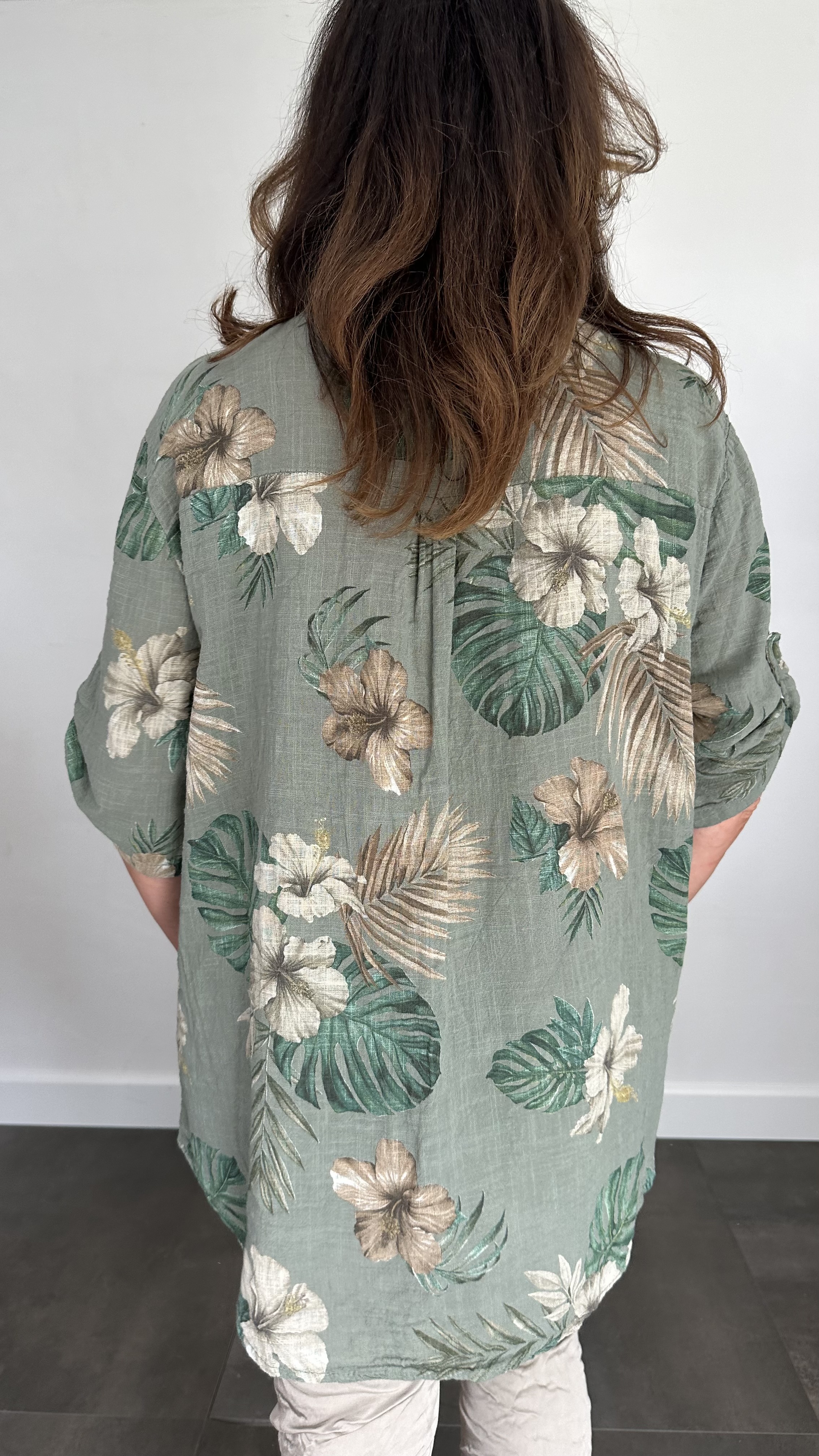 Linnenlook blouse hibiscus army