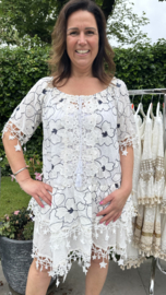 Tuniek/ jurk met geborduurde bloemen Blossom