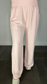 Crepe broek met gesmokte tailleband roze