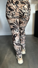 Suèdine joggjeans flowers zwart/zand