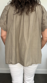 Broderie blouse Olivia Taupe
