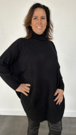 Oversized Poncho/ trui met ribbel col zwart