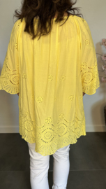 Broderie top Aurora geel