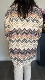 Soft shirt met v-hals en pofmouw Zig zag cognac/zwart