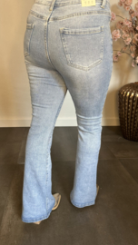 RED Berry jeans flared met zilver glitter en geborduurde hartjes