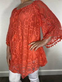 Top/ tuniek kant koraal