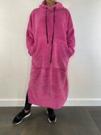 Fluffy jurk met capuchon fuchsia SALE