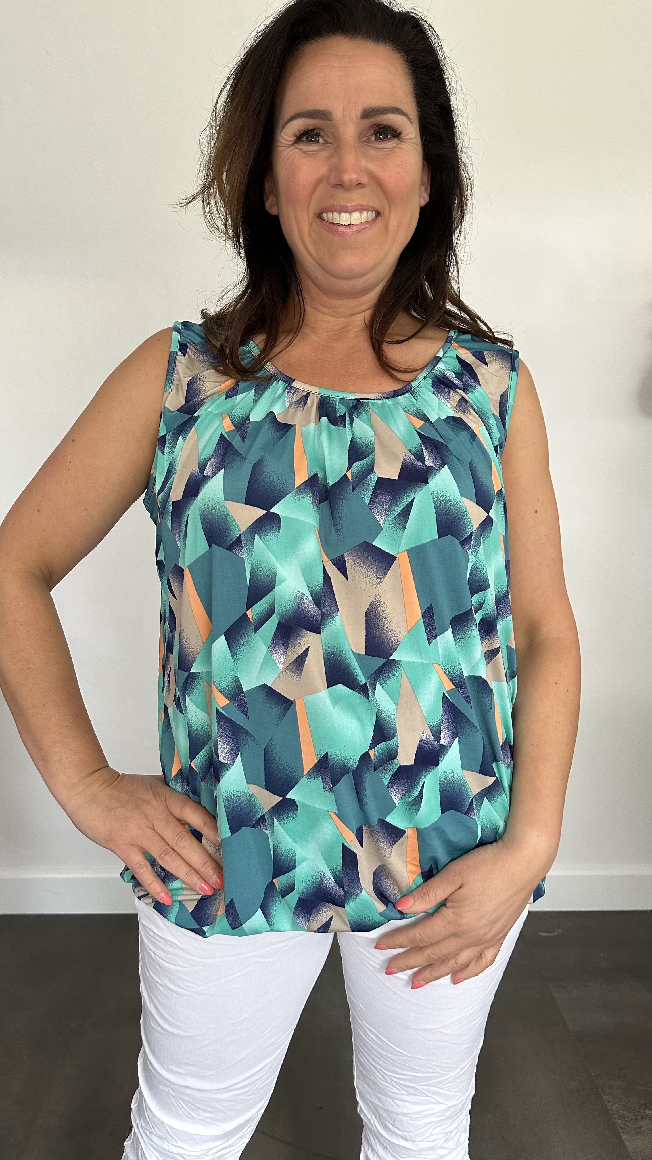 Ballon top graphic mint