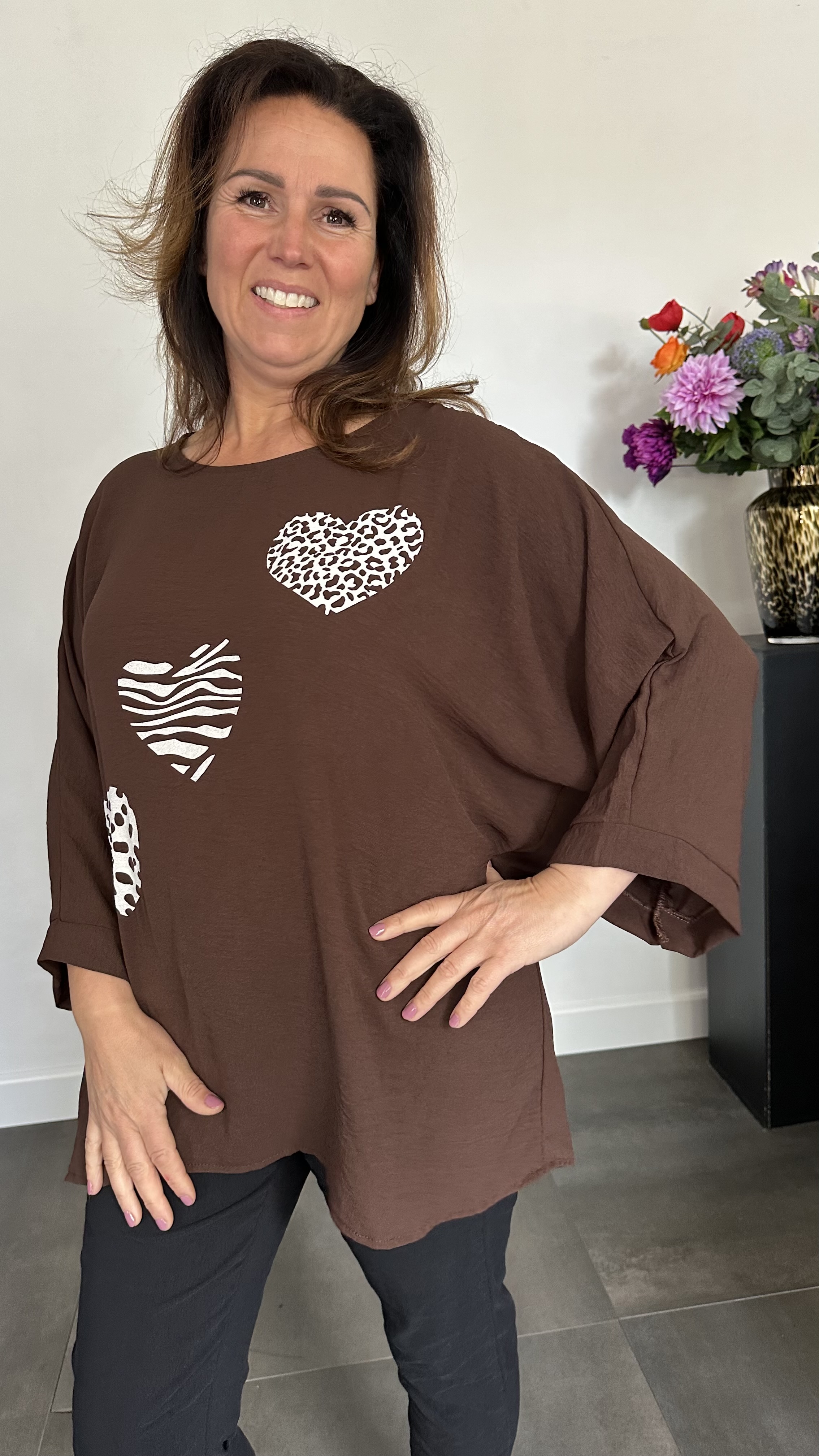 Crepe shirt hearts +SIZE bruin