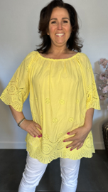 Broderie top Aurora geel
