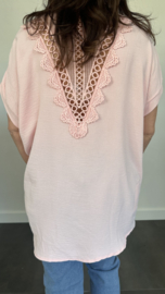 Shirt Lieke met kant +SIZE roze
