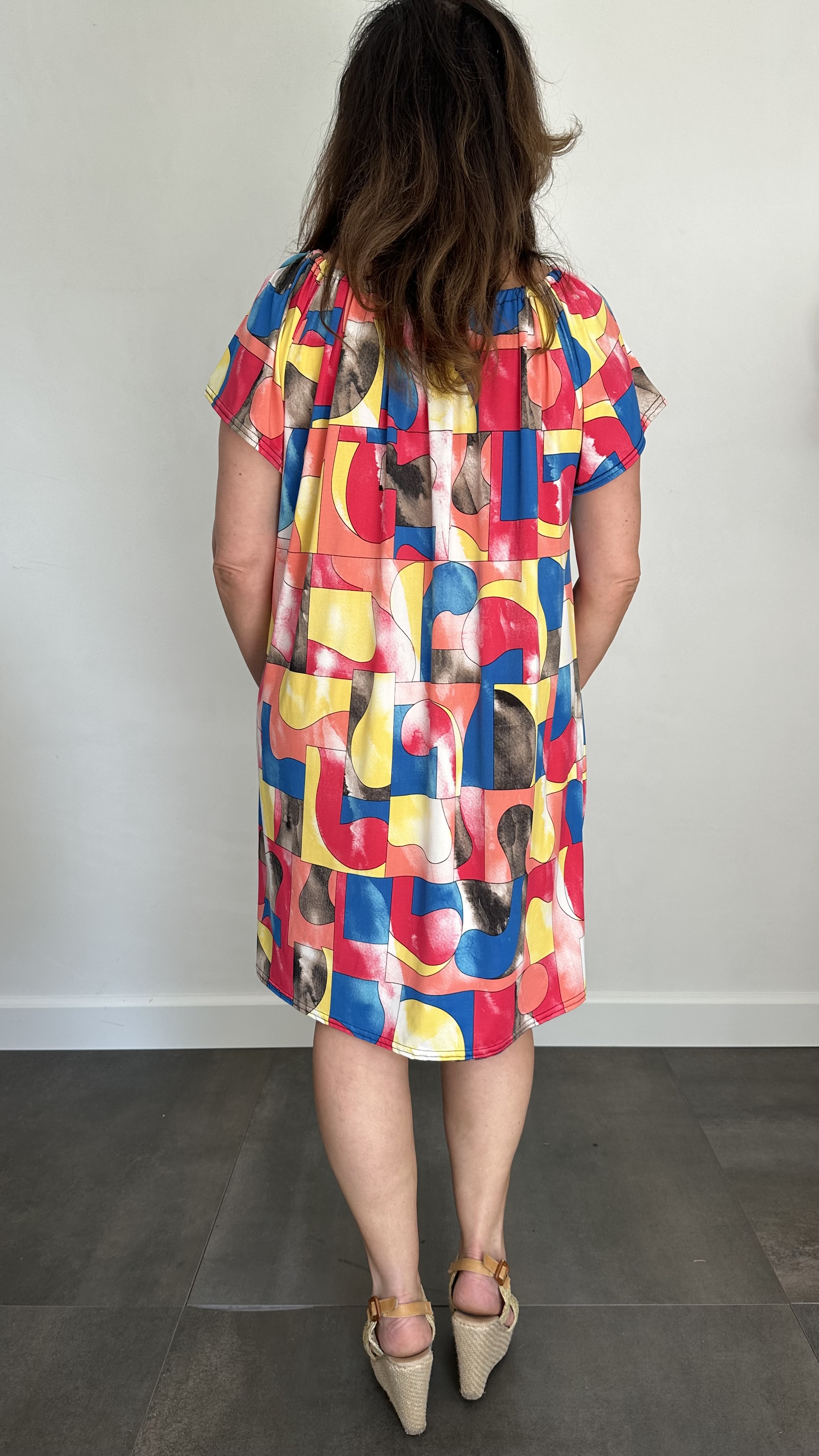 Jurk met koordje graphic colours
