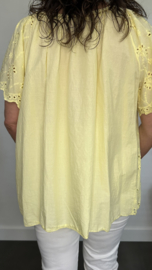 Broderie blouse Olivia Geel