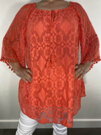 Top/ tuniek kant koraal