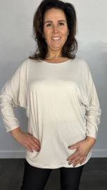 Shirt Debby met vleermuismouw zand