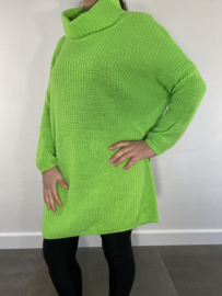 Lange grof gebreide trui met wijde col neon groen SALE
