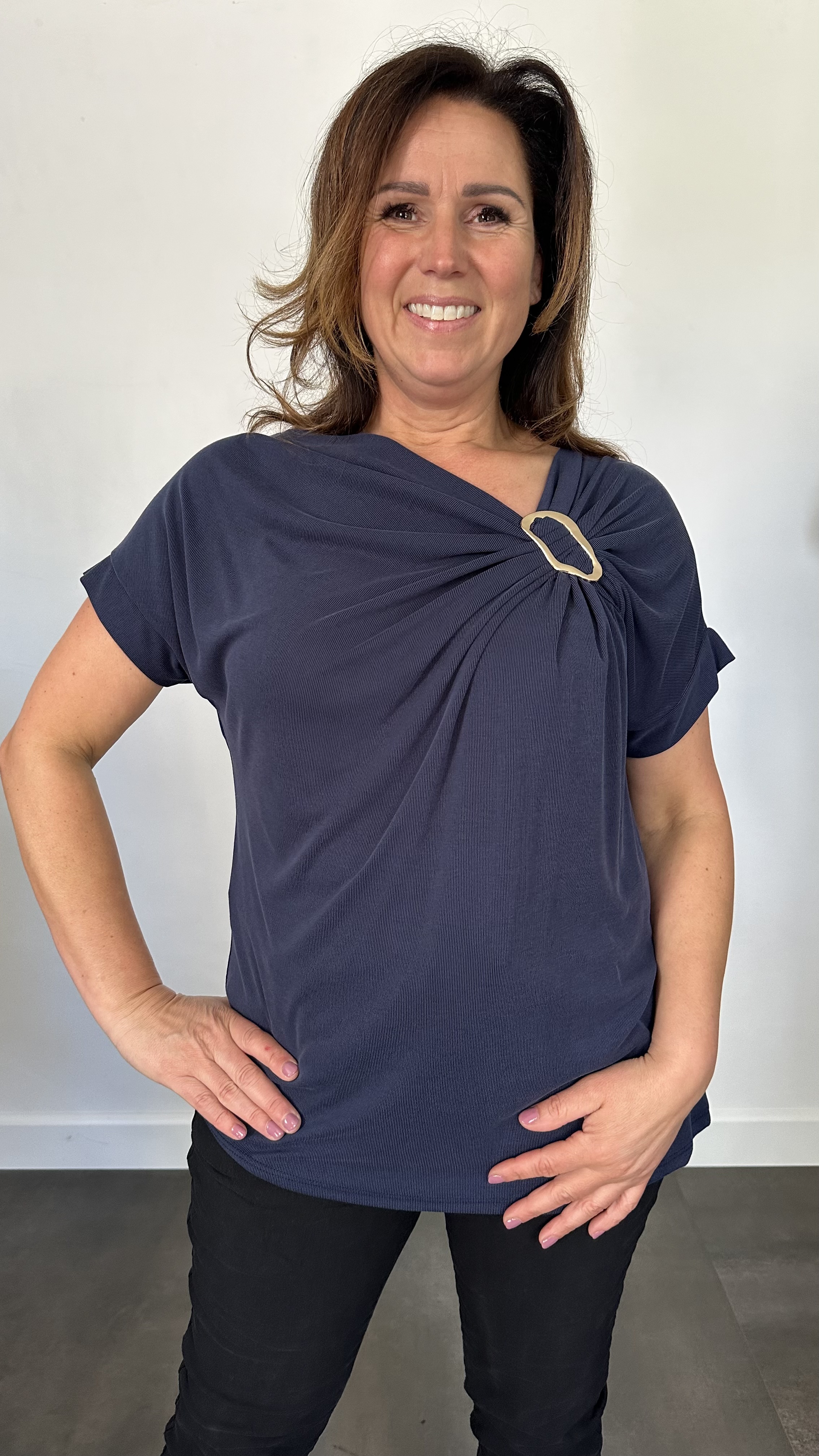 Ribbel shirt met gesp marine