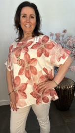 Gebloemd shirt Vera met ketting Roze