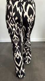 Flared TRAVEL broek lola +SIZE zwart