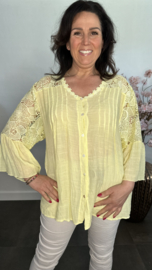 Blouse met kant Lilly Geel