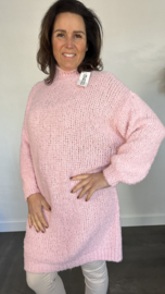 Lange gebreide trui bouclé roze