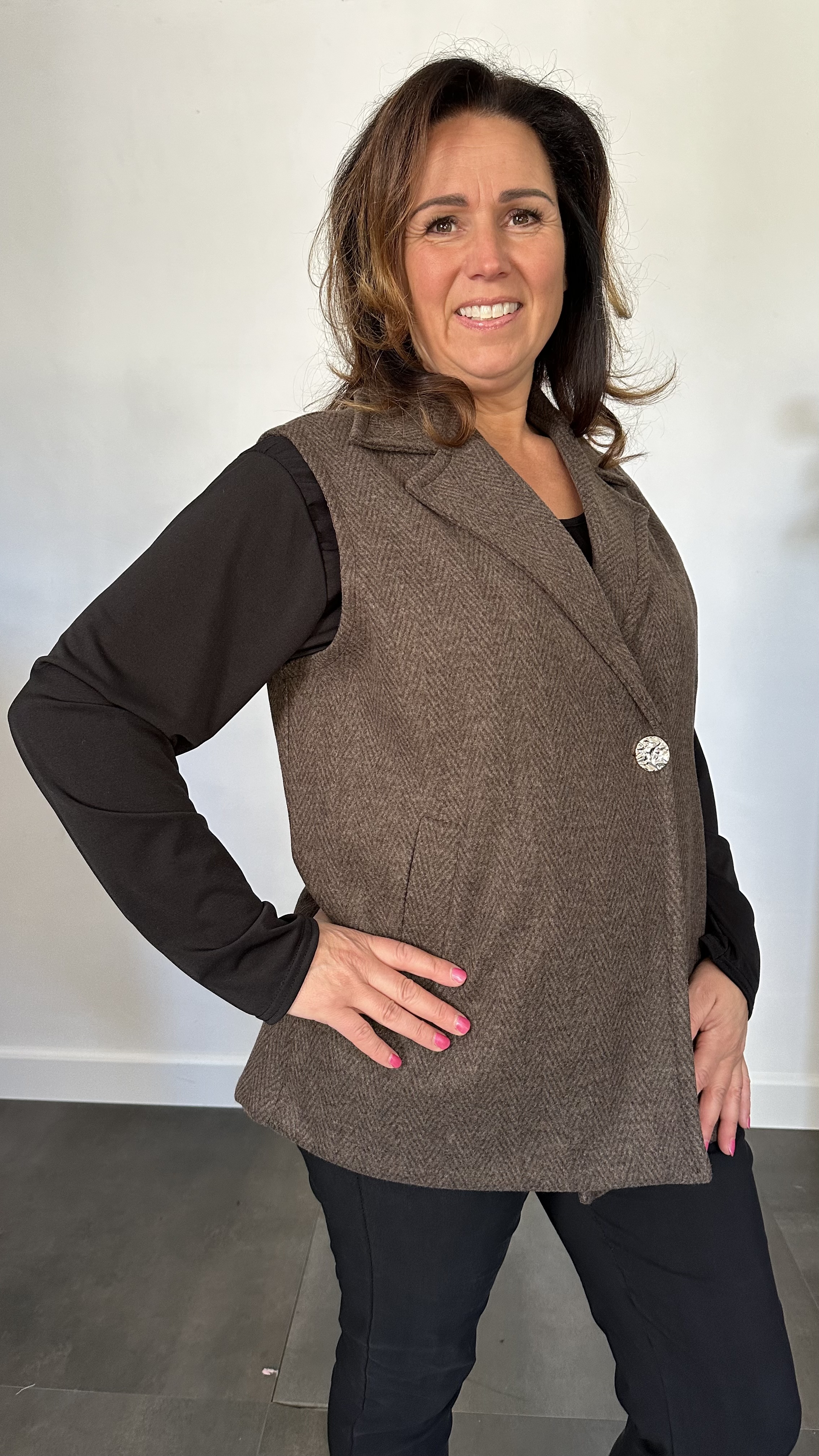 Gilet Jenny visgraad bruin