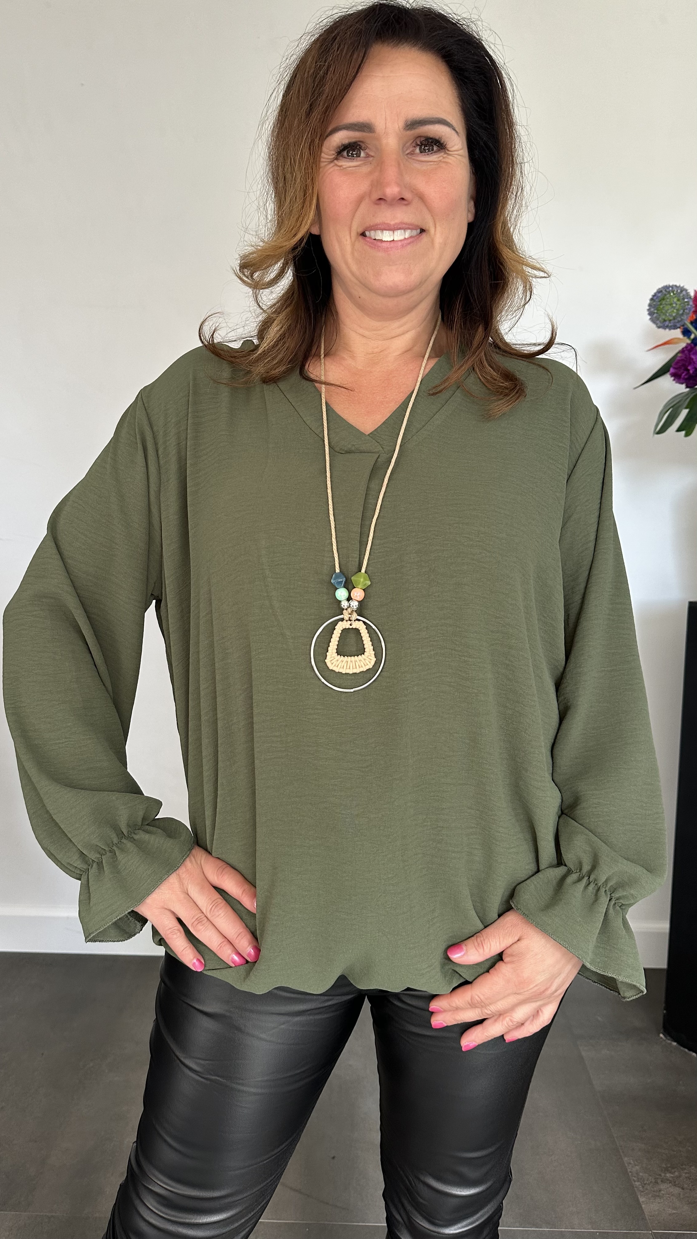 Top Maya lange mouw +SIZE army