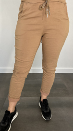 Comfy joggjeans donker camel (standaard)