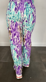 Plisse broek met wijde pijp coloured flames mint SALE