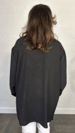 Lange top met gesmokte mouw +SIZE zwart