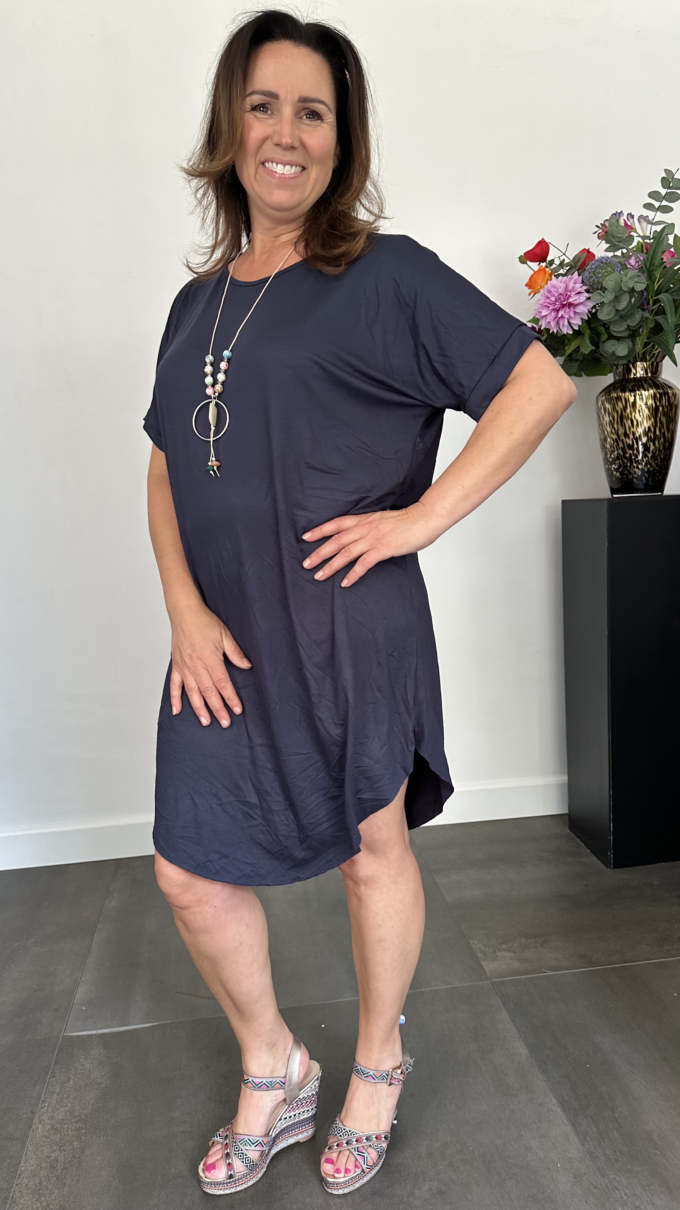 T-shirtjurk met ketting marine