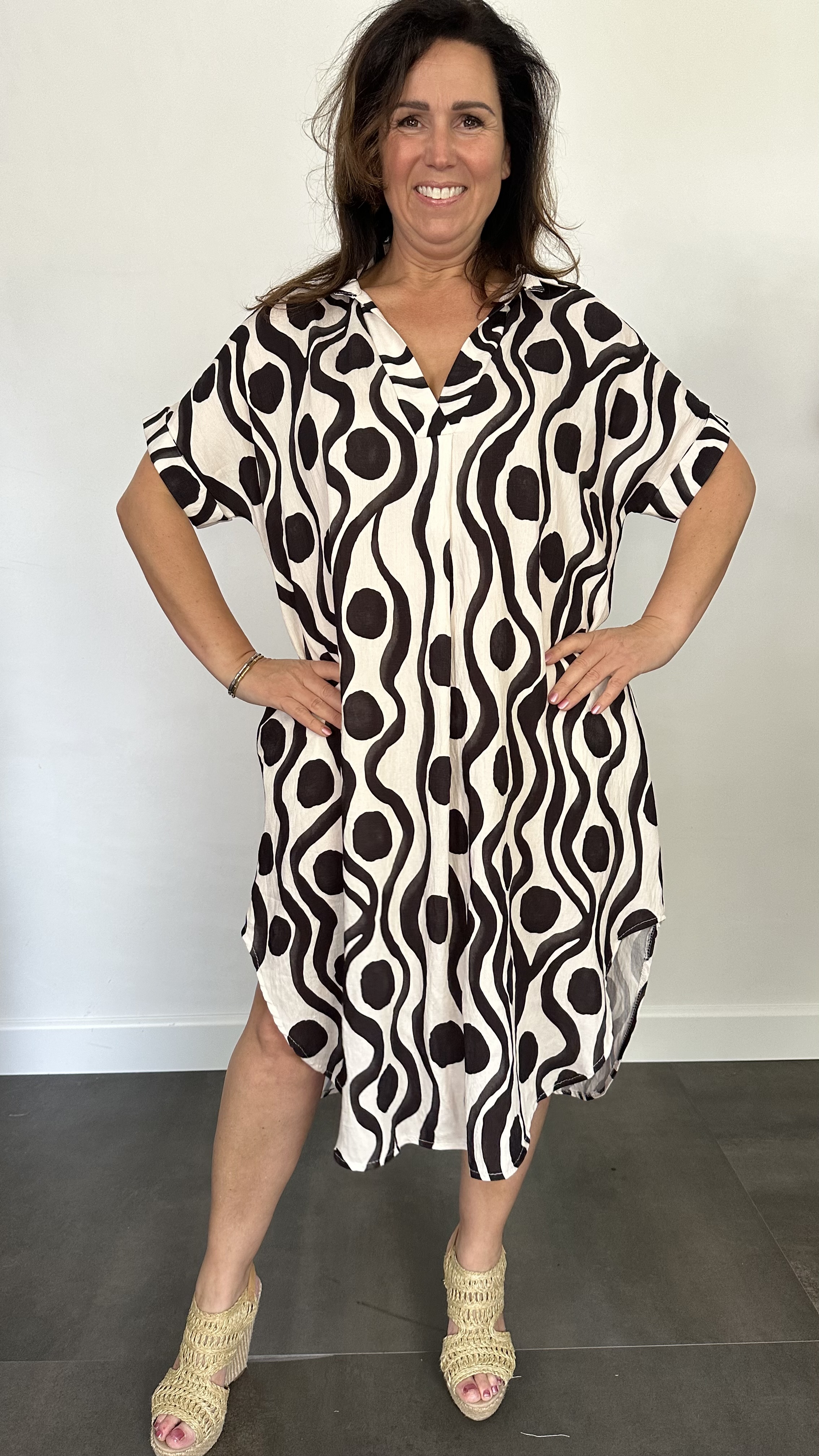 Jurk Leya waves &spots +Size Zwart