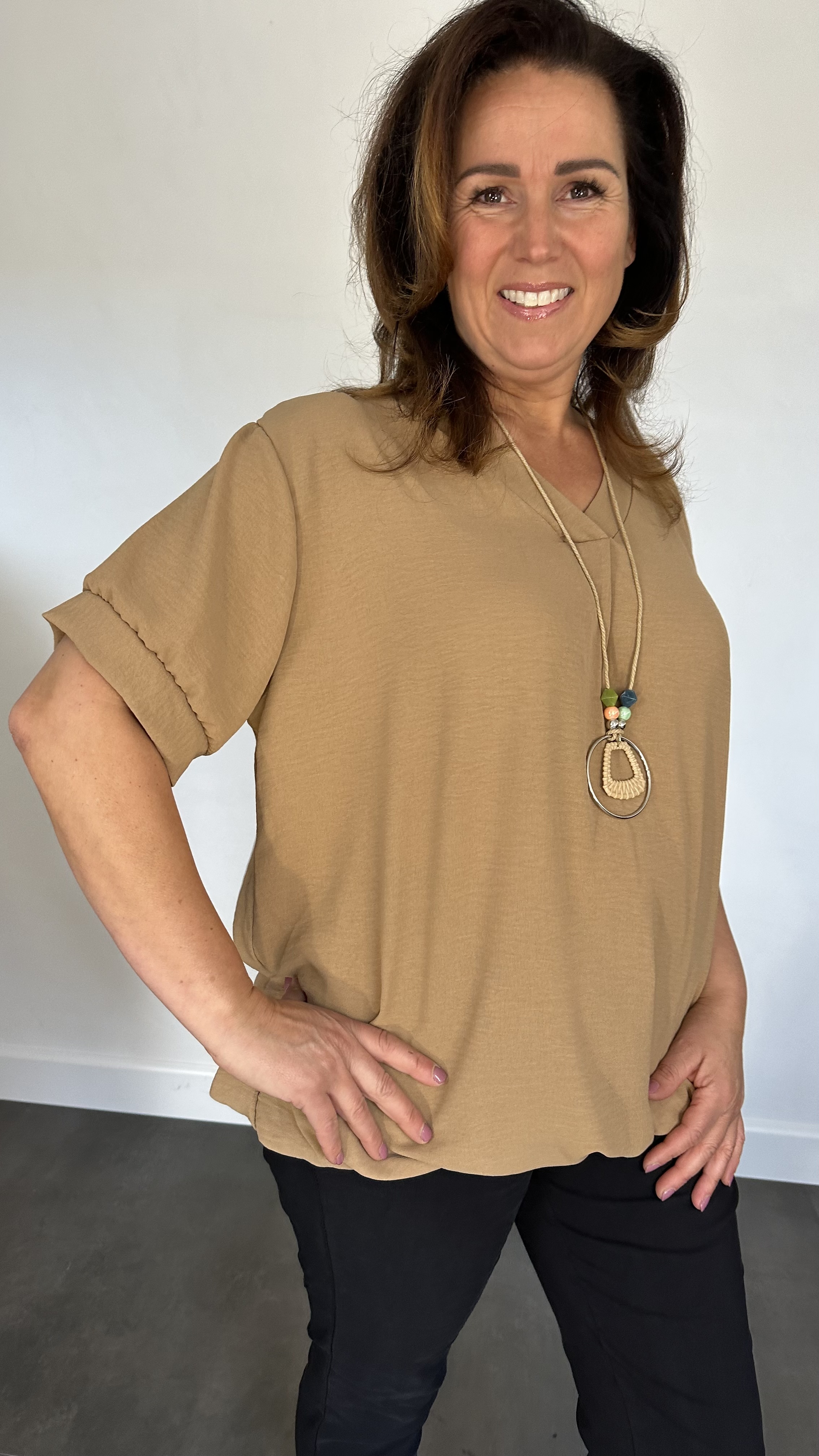 Top Maya korte mouw +SIZE camel
