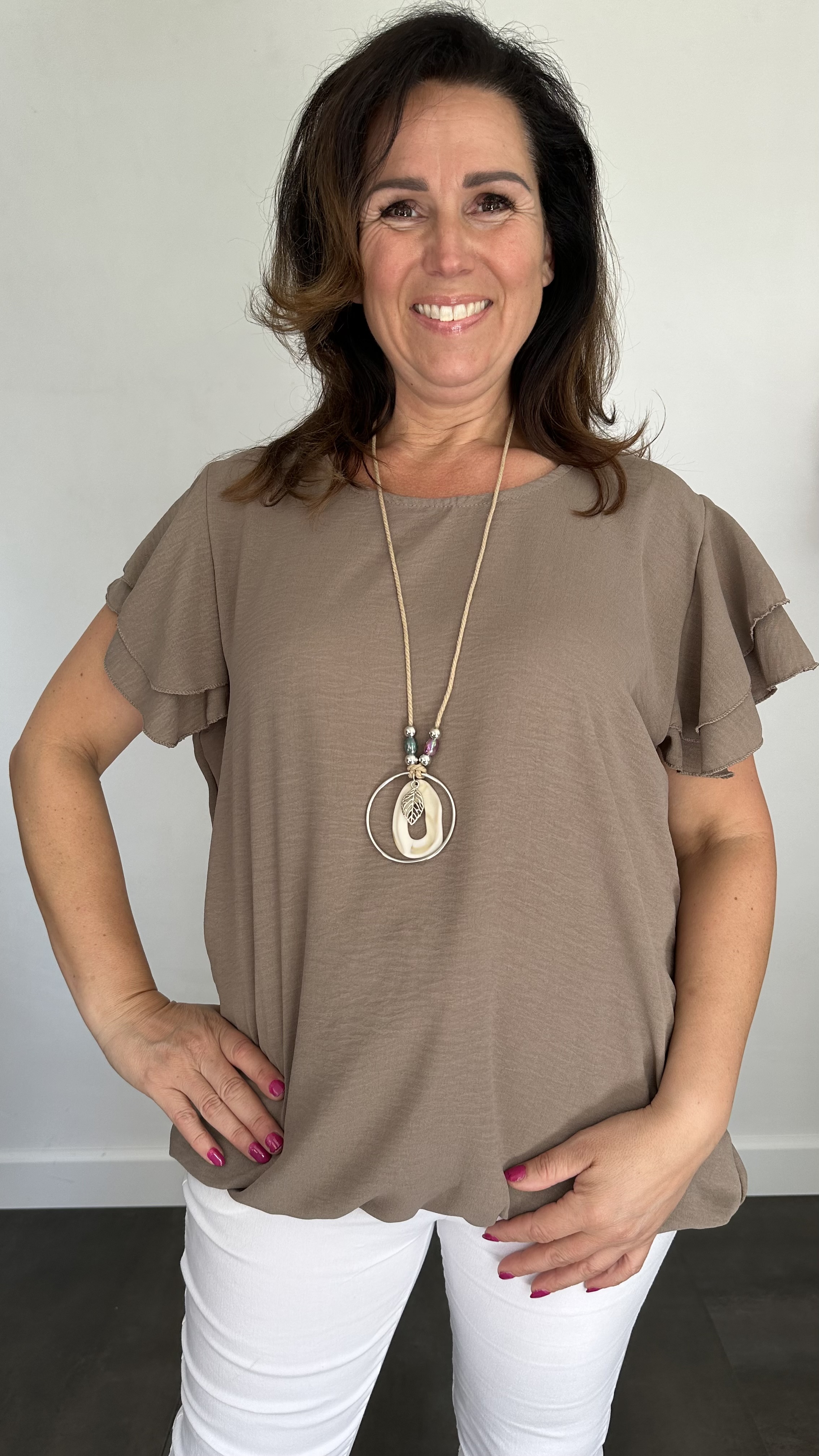 Shirt Celine met ketting taupe +SIZE