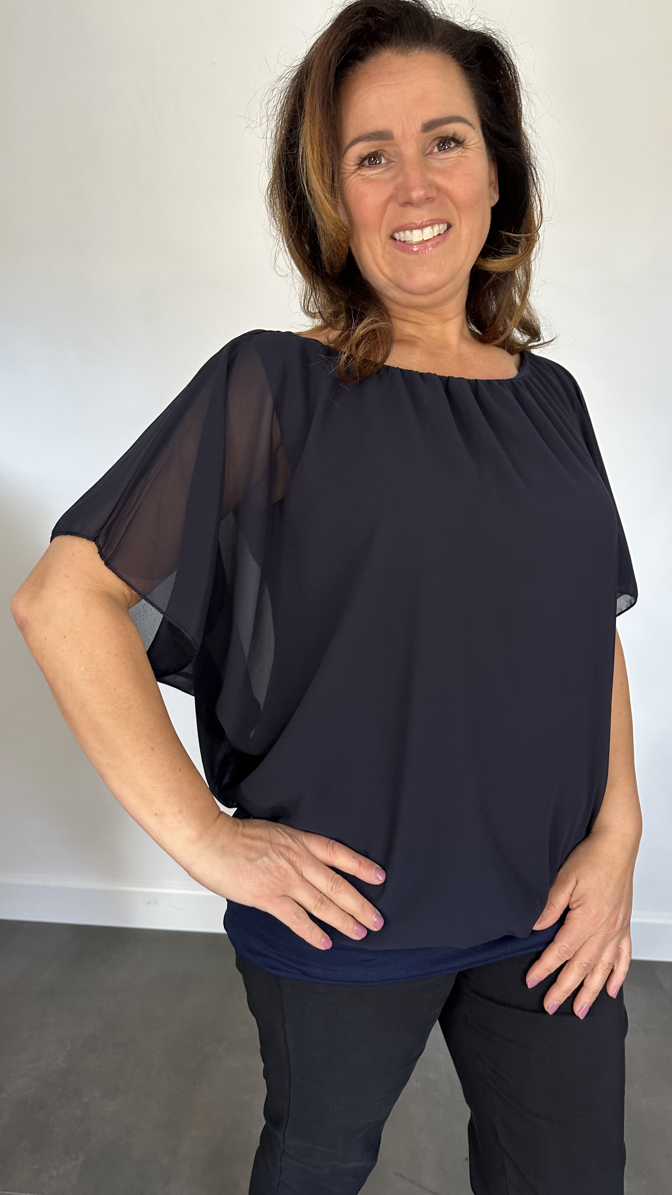 Blouse met boord korte mouw +SIZE marine