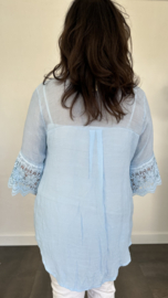 Blouse met kant Summer ijsblauw