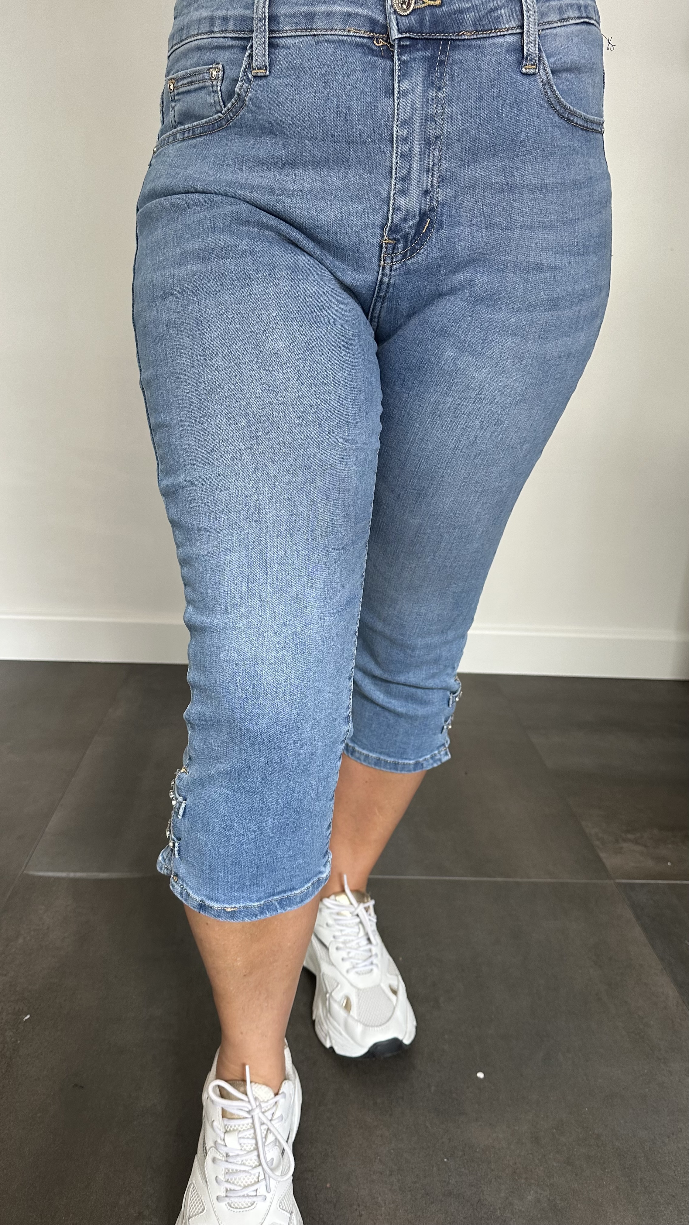 Capri stretch jeans met strass
